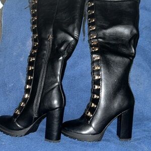 Eliza high rise black strap up Boots
